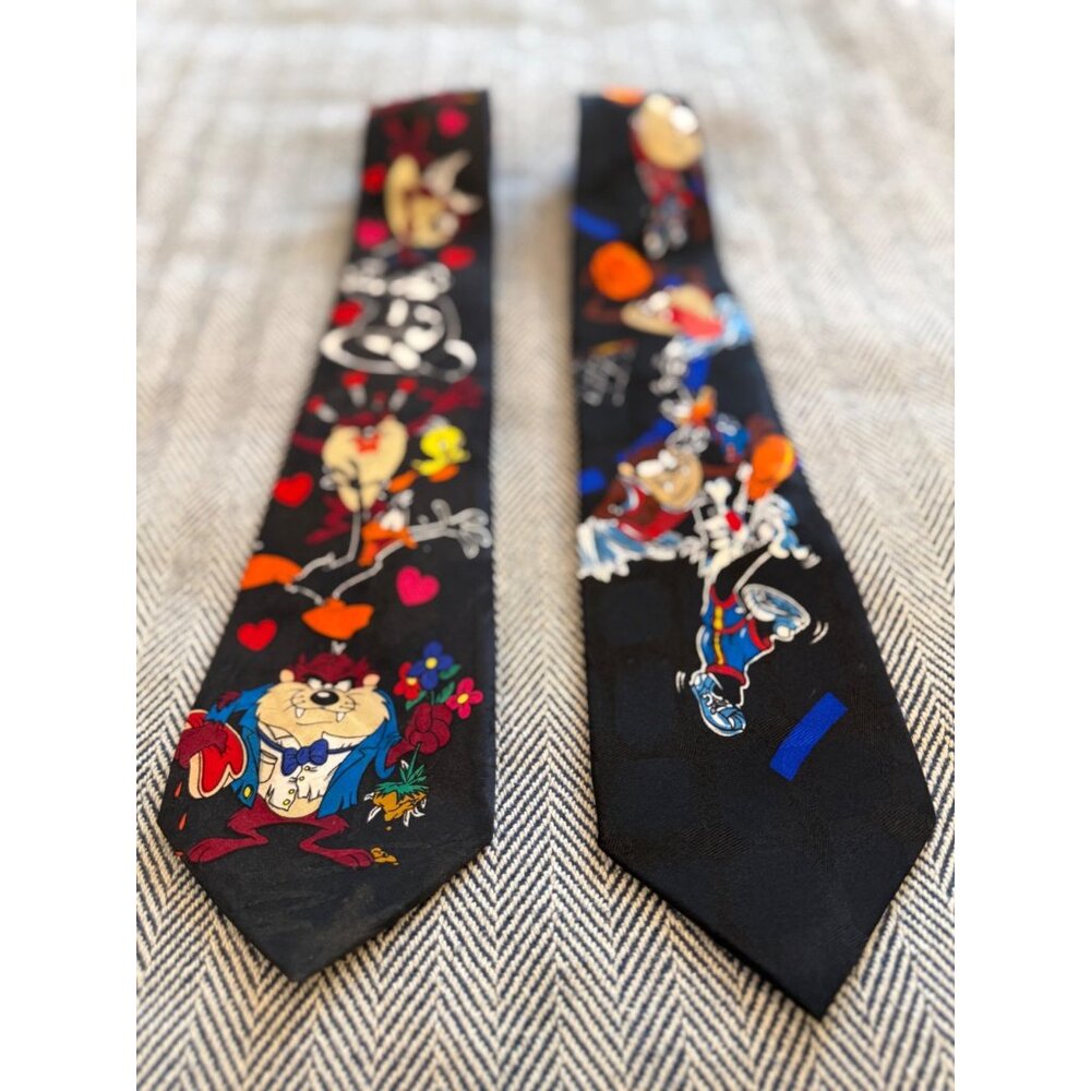 Looney Tunes Mania Silk Ties Featuring Classic Cartoon Characters & Basketball T